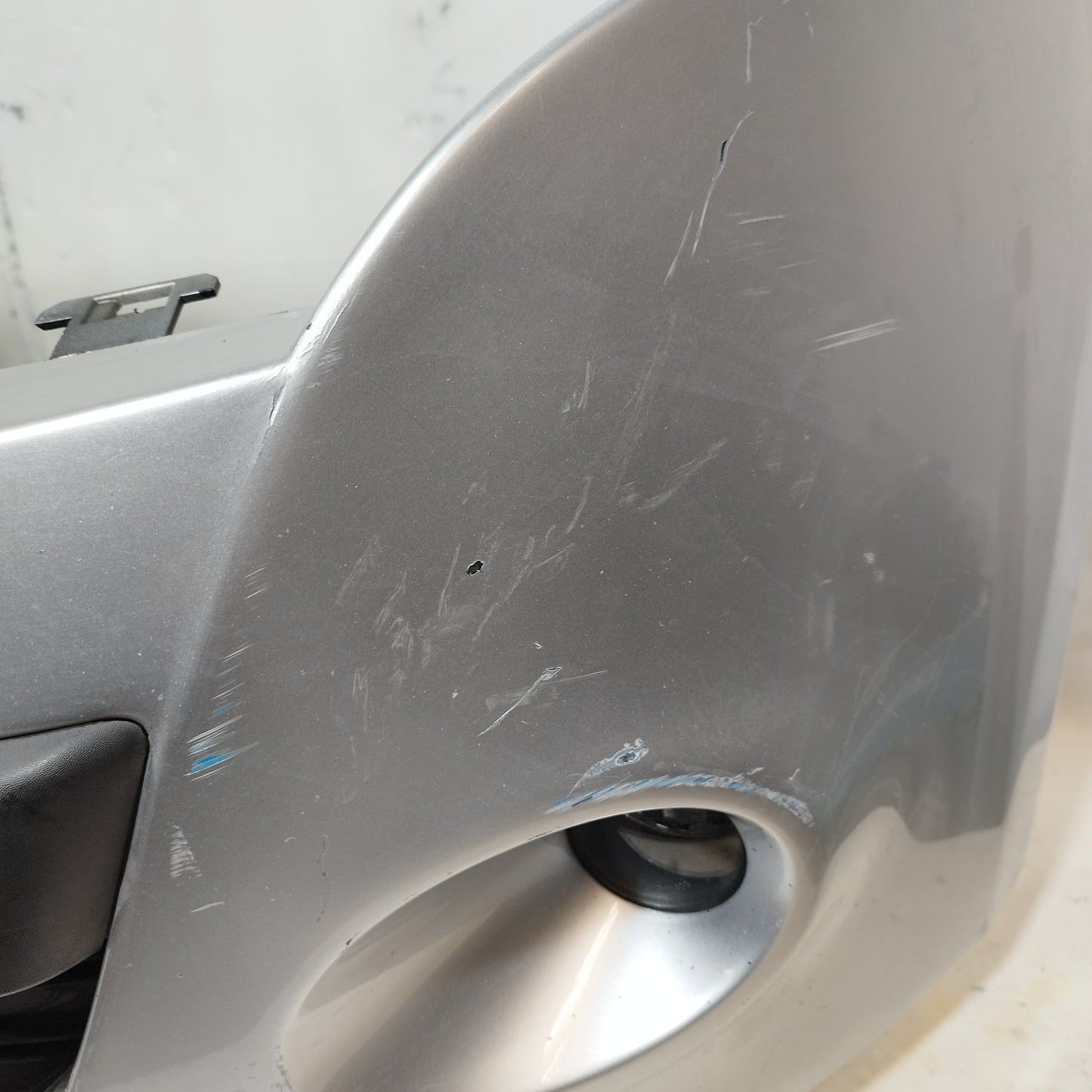 Paraurti anteriore grigio Renault Megane III 2008-2012ecoAC15193