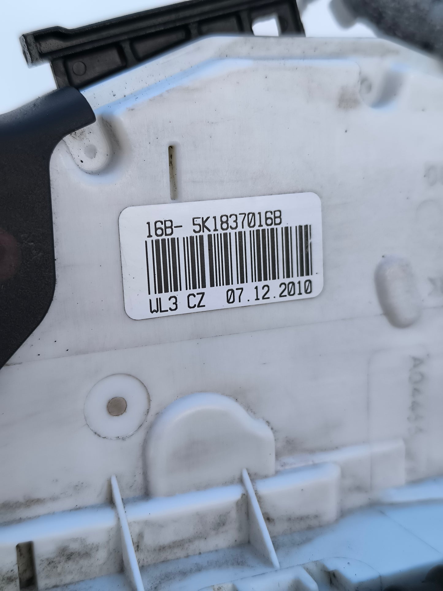 Serratura anteriore dx Volkswagen Polo anno 2010 cod. 5K1837016B ecoAG7352