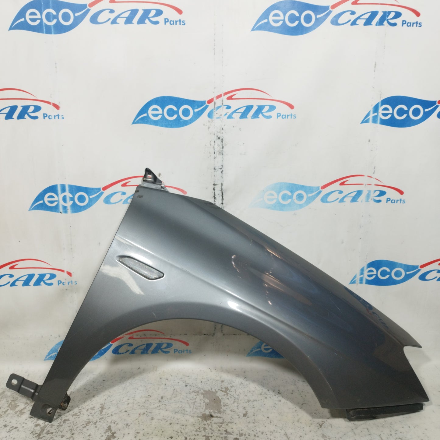 Parafango anteriore dx grigio maserati Lancia Delta 2009 ecoAC9597
