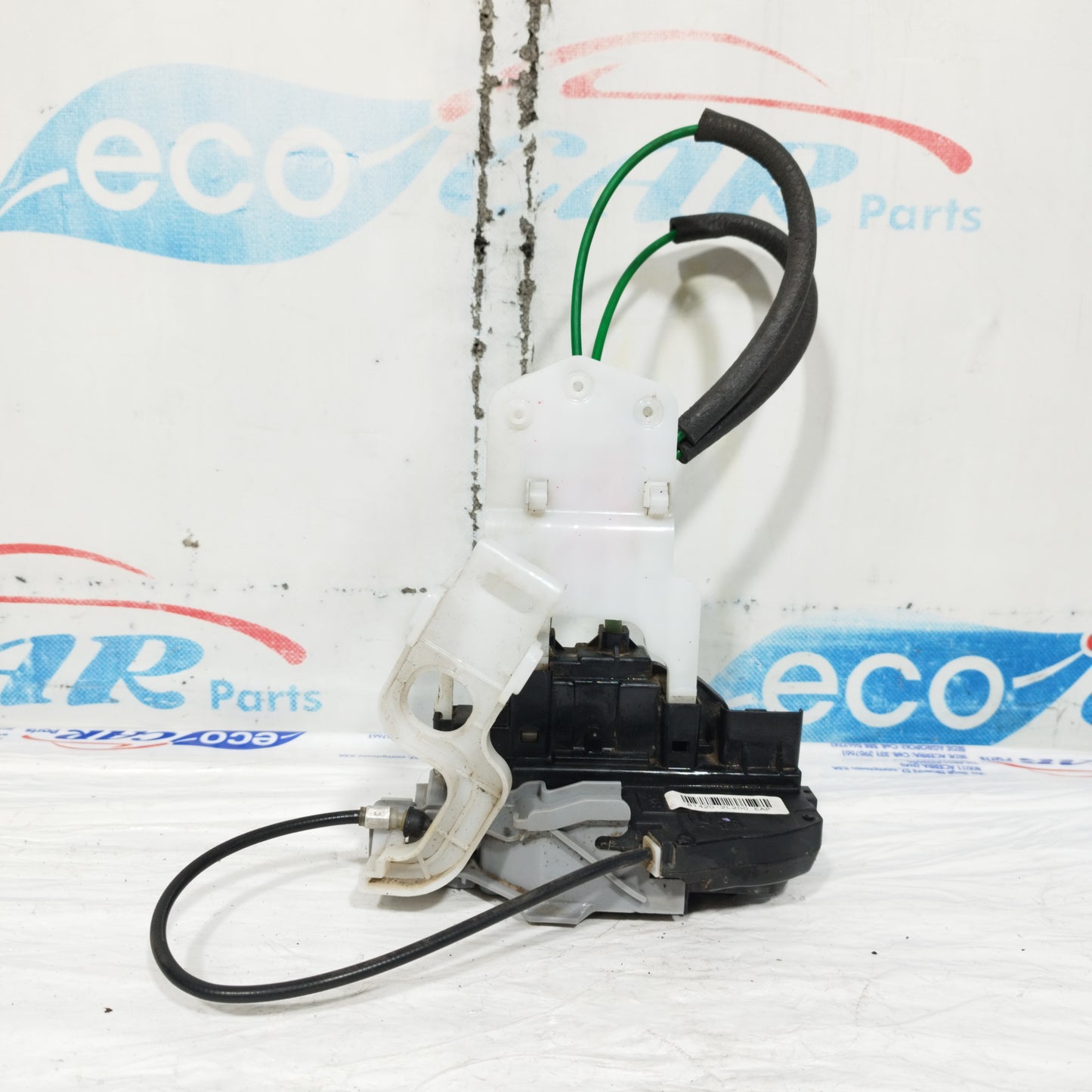 Rear right lock Hyundai I30 Code: 81420-2L200 ecoAC10774