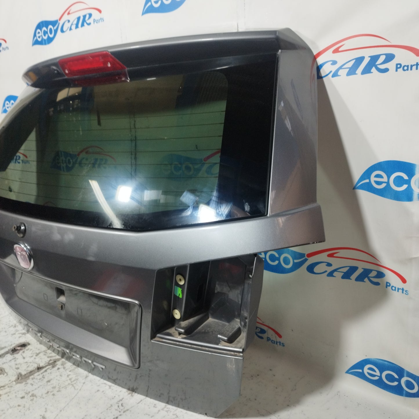 Portellone grigio scuro Fiat Freemont 2012 ecoAC4984