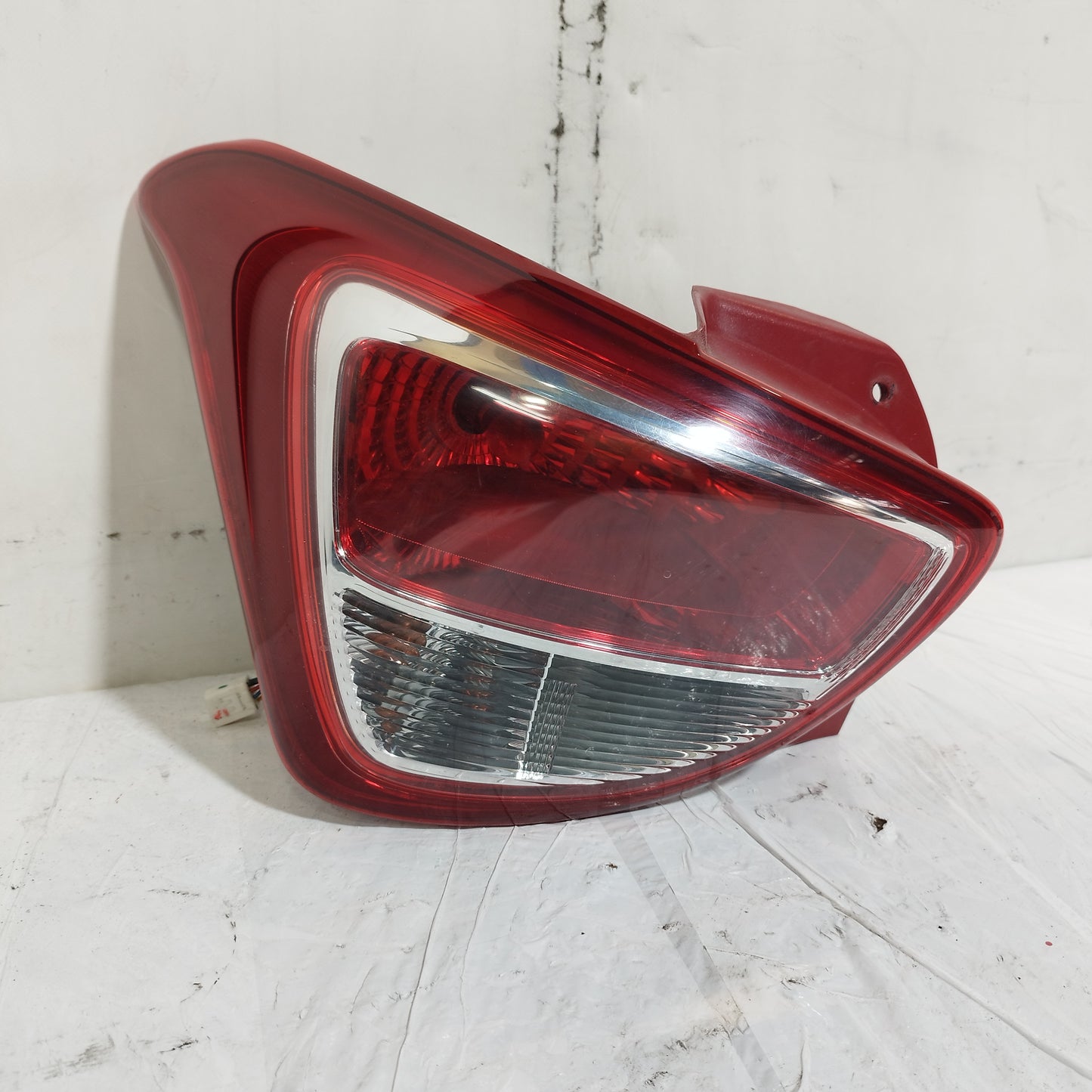 Fanale posteriore sx Hyundai I10 2013-2016 cod: 92401-B9000 ecoAC16008