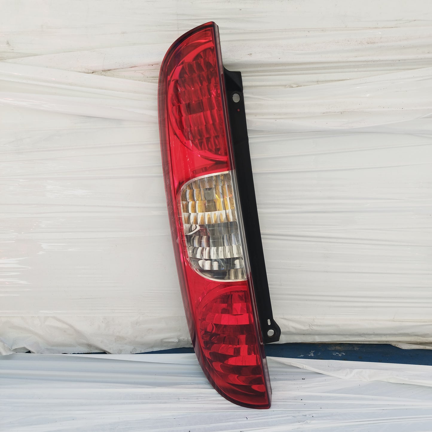 Fanale posteriore sx Fiat Doblo I (119-223) 2005-2009 Restyling cod: 51755145 ecoDM282