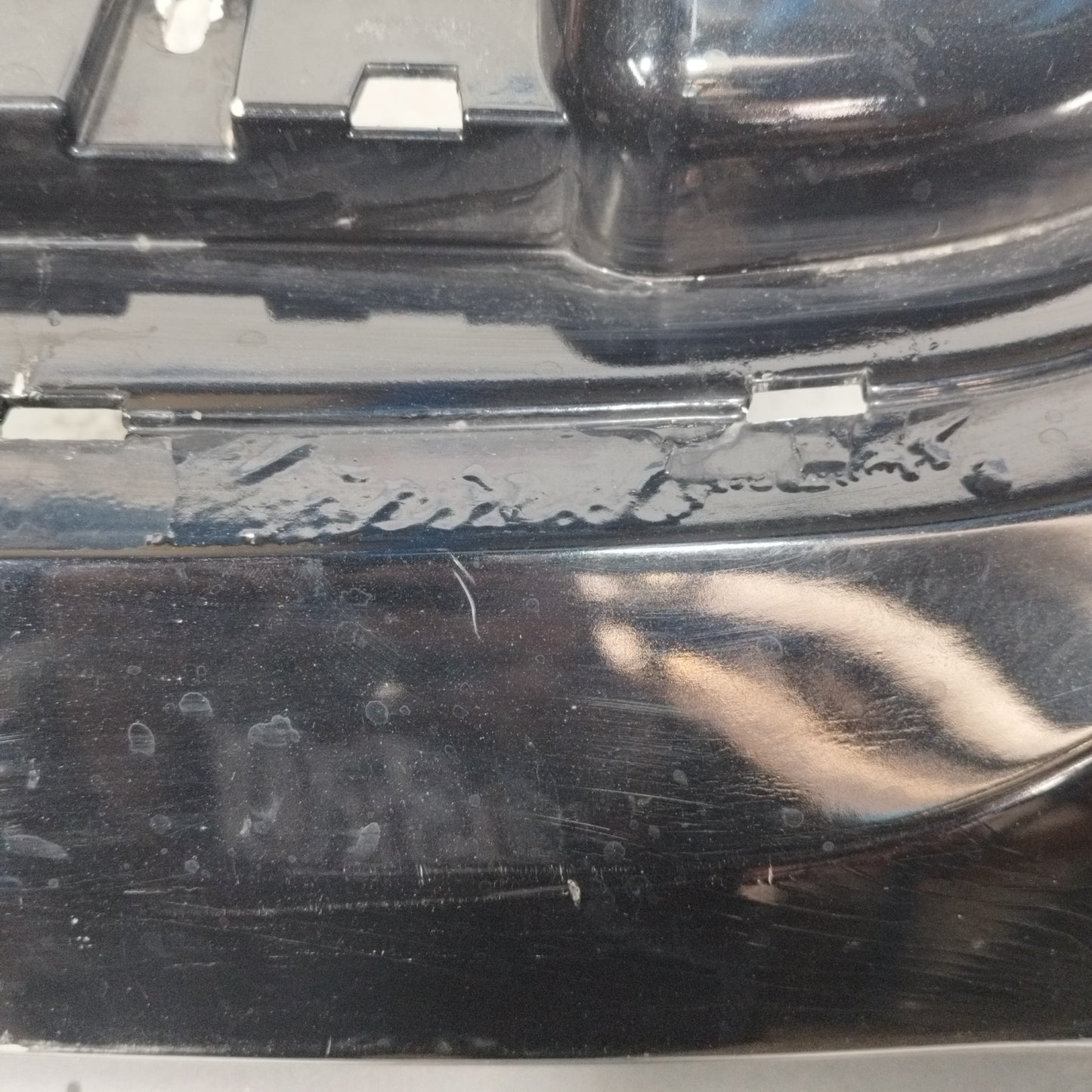 Paraurti anteriore nero Ford Fiesta 2010 ecoAC10164