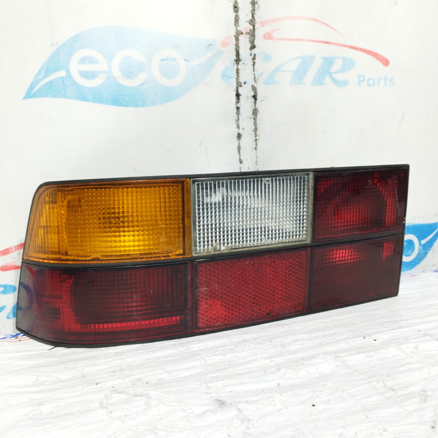 Porsche 924 1980 ecoAC10879 linke Rückleuchte