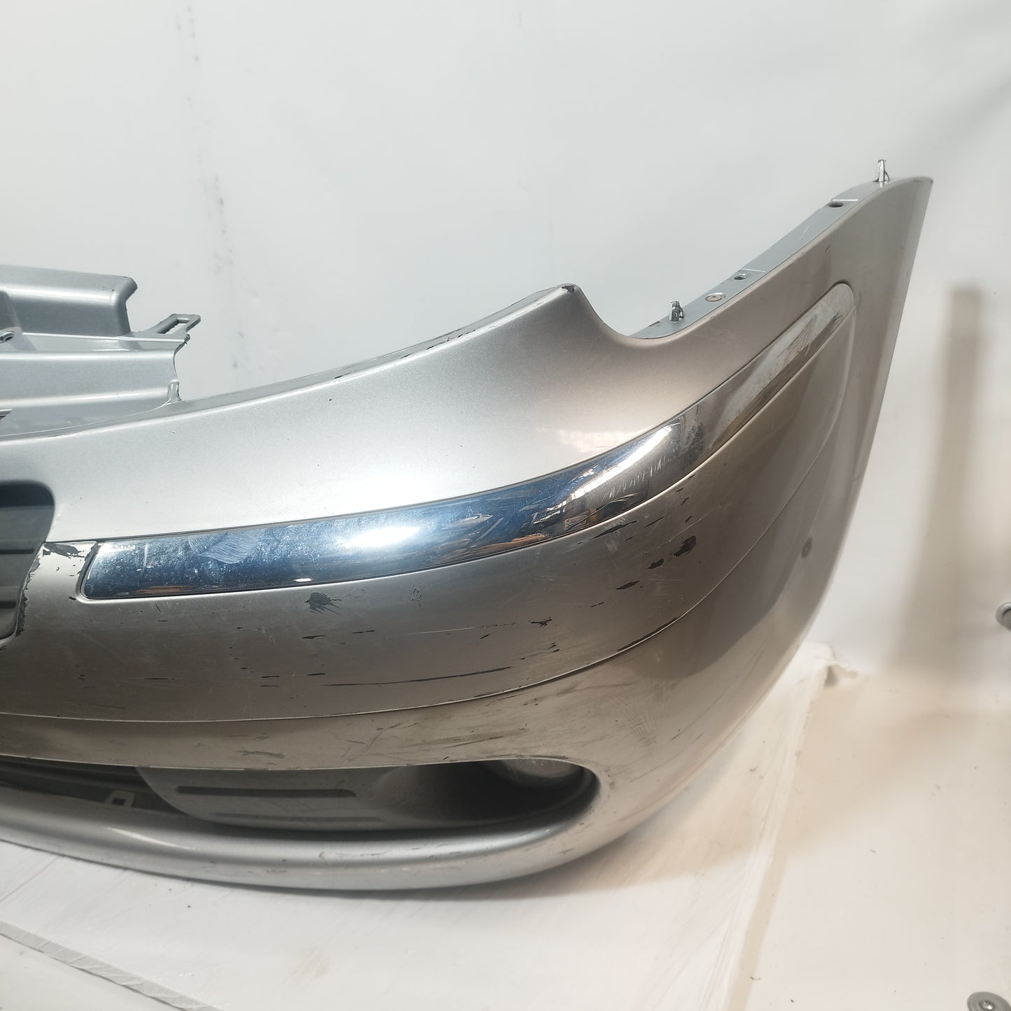 Paraurti anteriore grigio argento Citroen XSara Picasso 2004 ecoAC11603