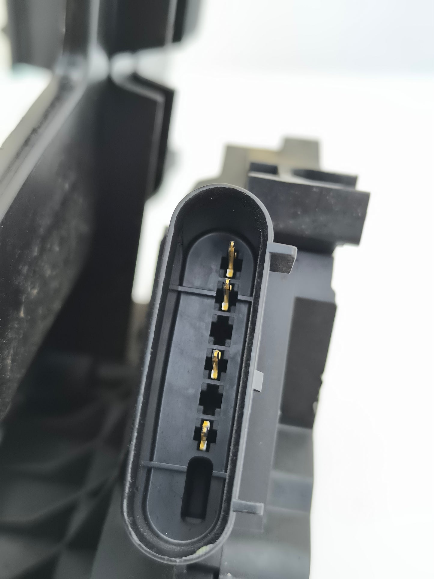 Serratura anteriore destra Ford Fiesta anno 2012 4 pin Cod. am5a-u21812-be ecoAG7132