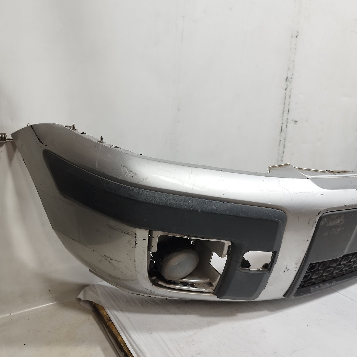 Paraurti anteriore grigio Ford Fusion 2006-2014 ecoAC15351