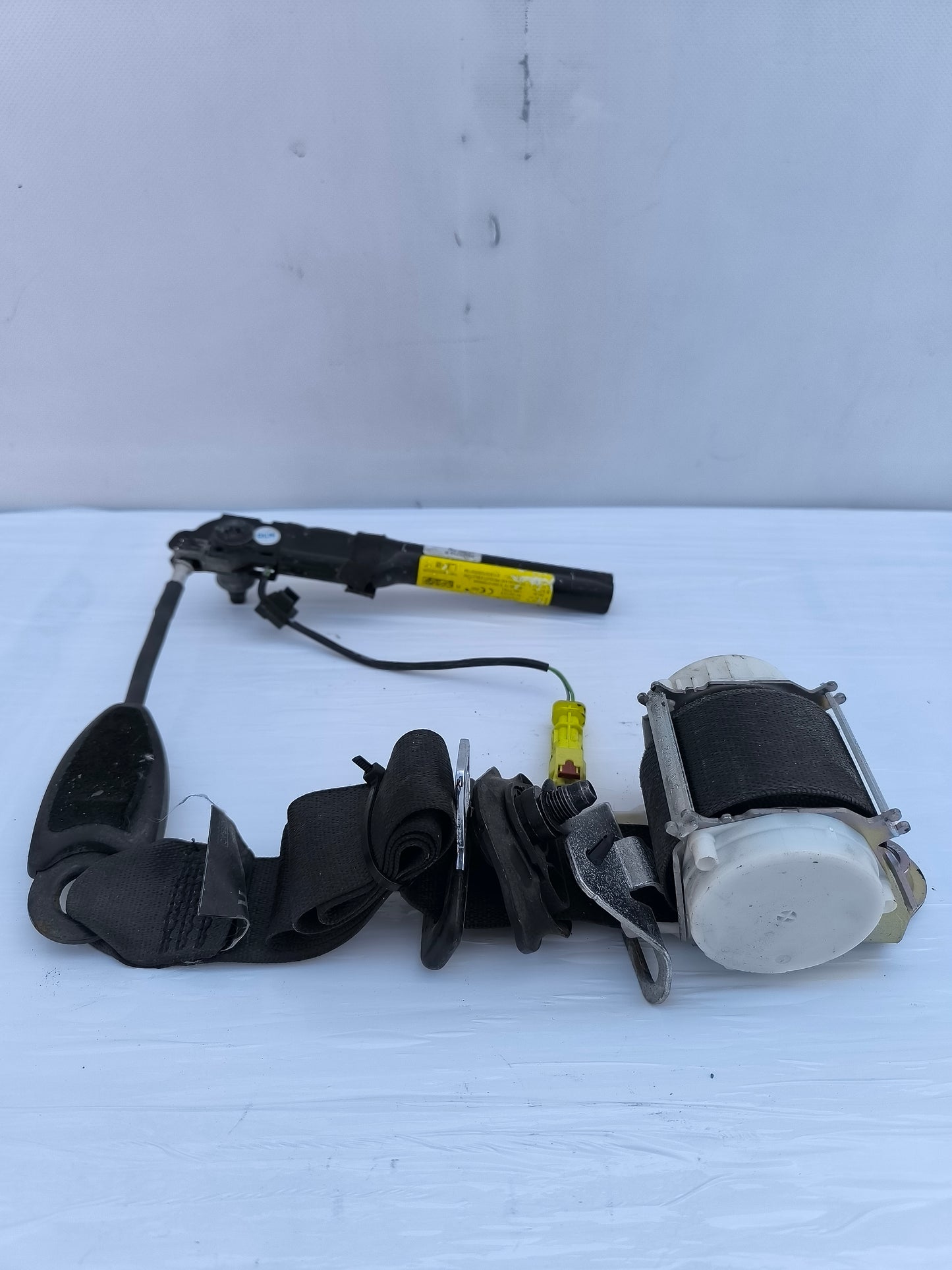 Front right seat belt Opel Adam year 2013 Cod. 34128848a ecoAG7133