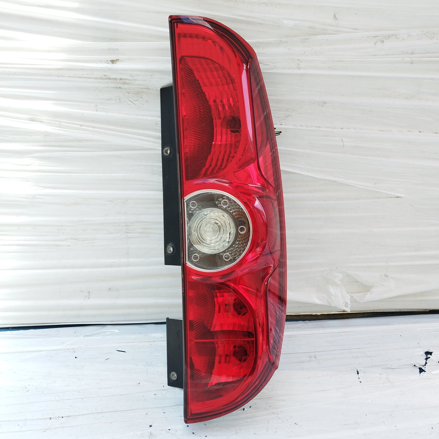 Fanale posteriore dx Fiat Doblo 2015 cod: 20570748 ecoDM242
