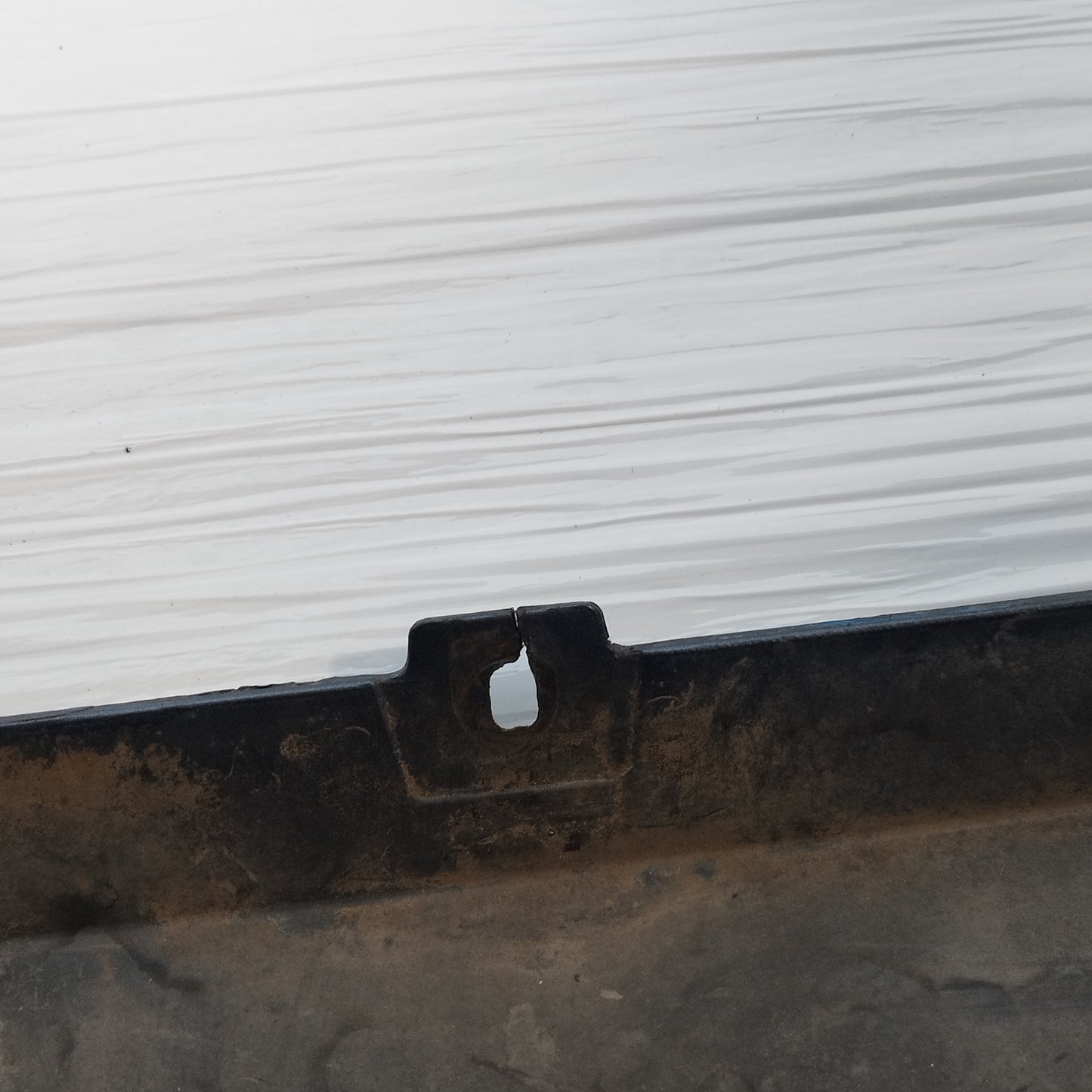 Paraurti posteriore grigio scuro Renault Clio 2010 ecoAC12639