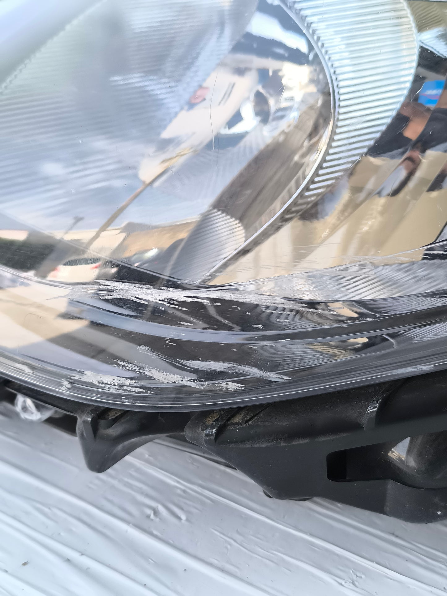 Fanale anteriore sx Renault Clio III (X85) anno 2009-2012 ecoAG8553