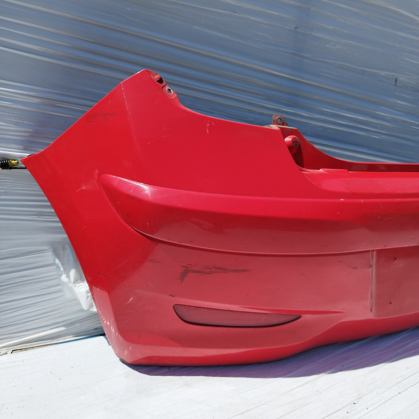 Paraurti posteriore rosso Hyundai I10 I (PA) 2011-2013 Restyling cod: 86611-0X210 ecoDM147