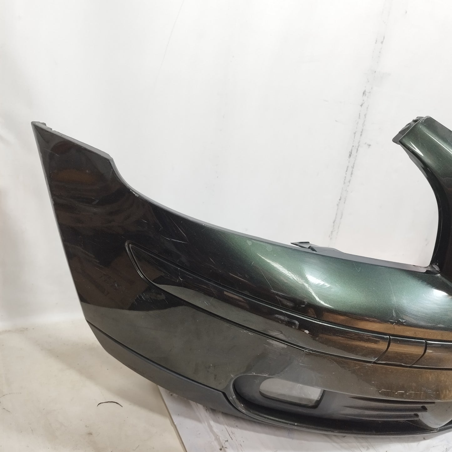 Paraurti anteriore verde Volvo V50 2004-2007 cod: 30657005 ecoAC16402