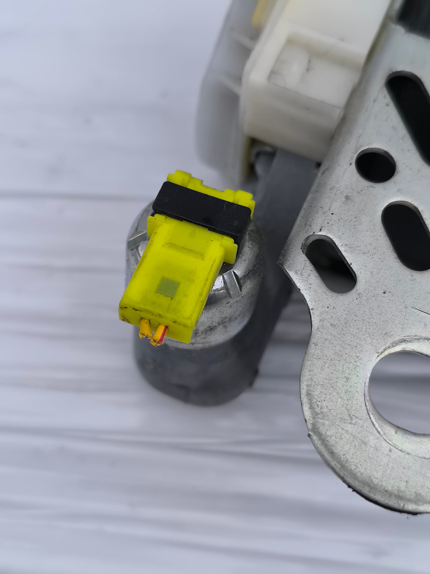 Cintura di sicurezza anteriore dx Daihatsu Terios anno 2007 cod. G087917 ecoAG7577