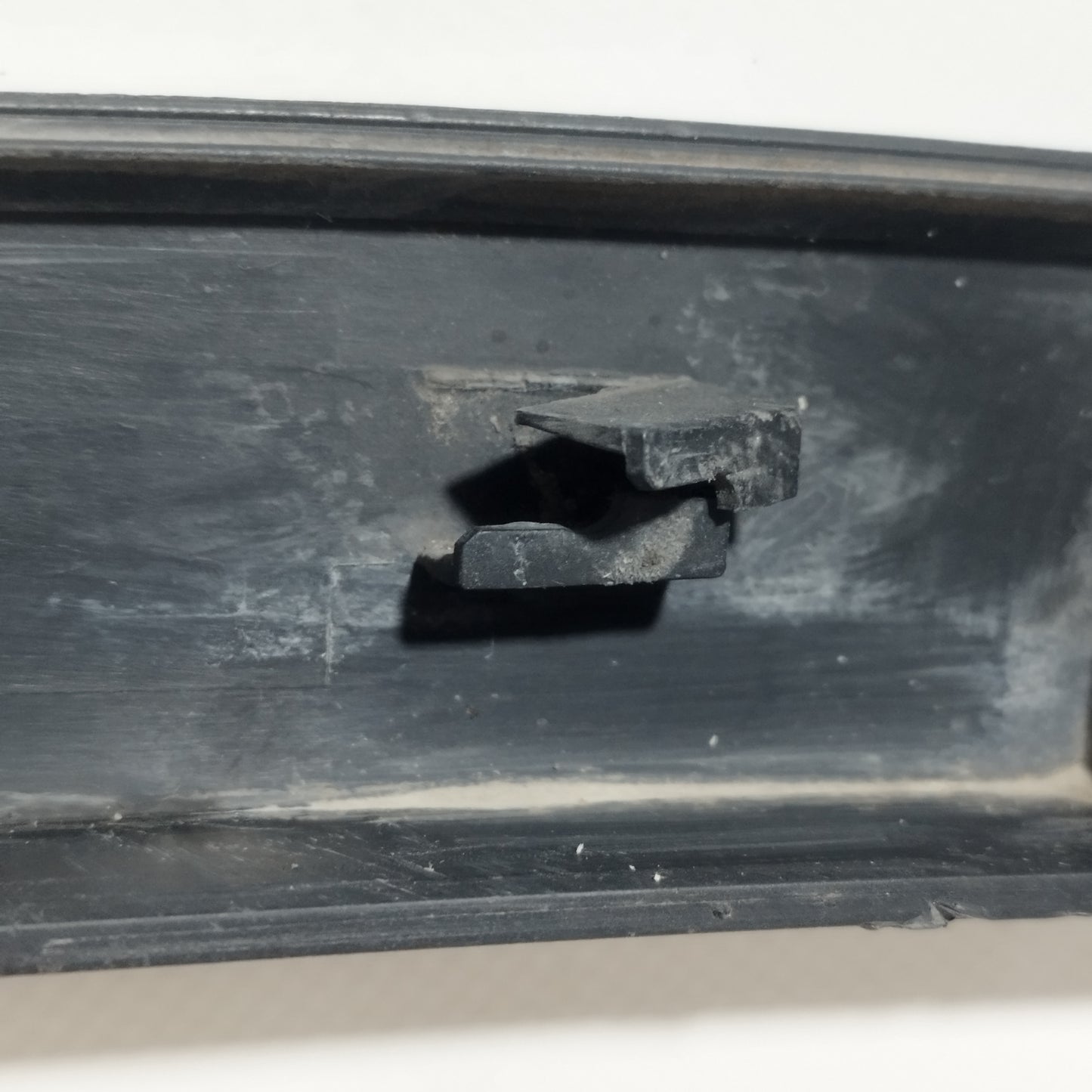Modanatura Parafango anteriore sx Nissan X-Trail (T31) 2007-2014 cod: 76853jg00a ecoAC15325