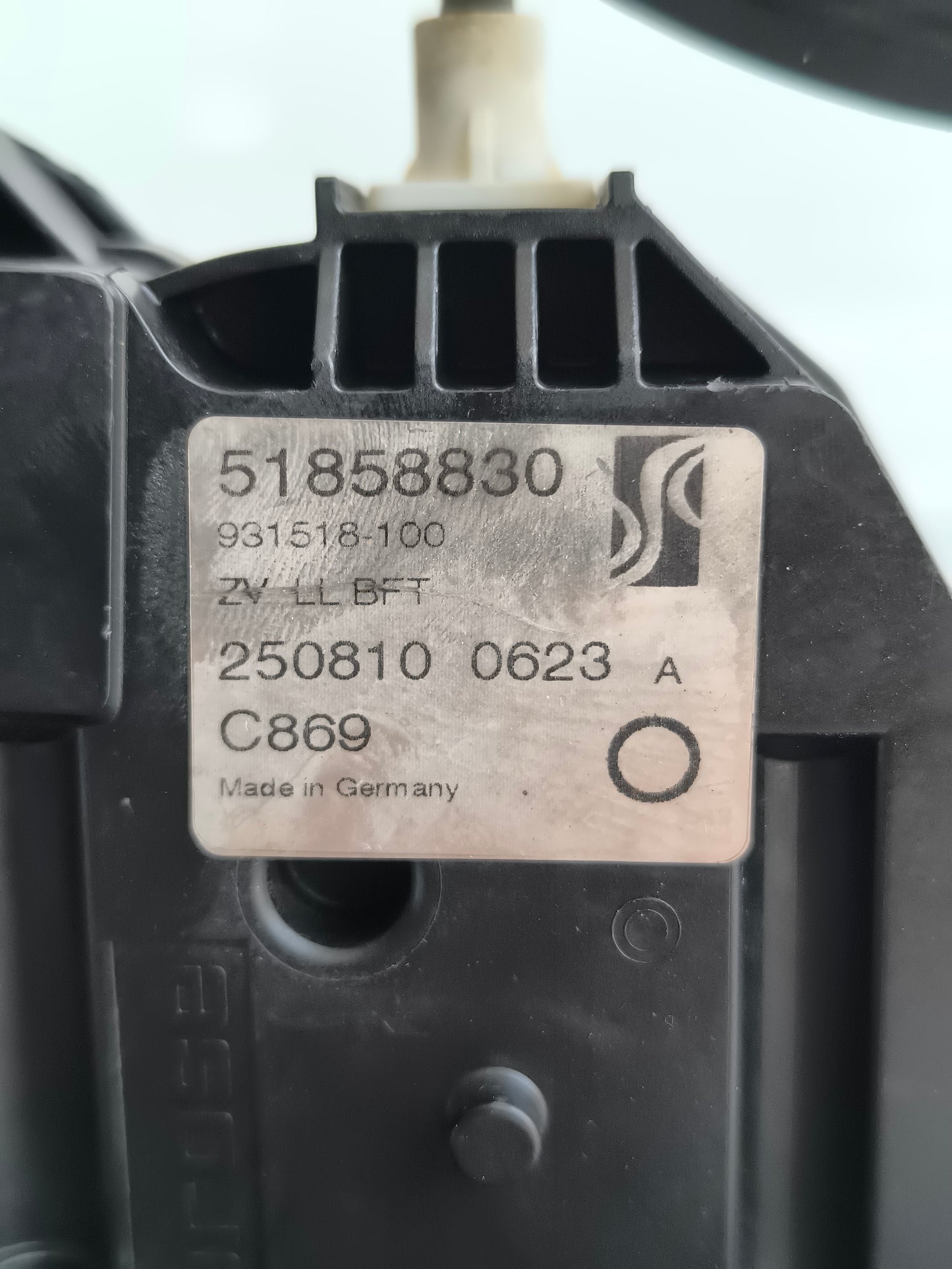 Serratura anteriore dx 6 pin Fiat Punto Evo (199) 2005-2018 cod: 51858830 ecoAG8590