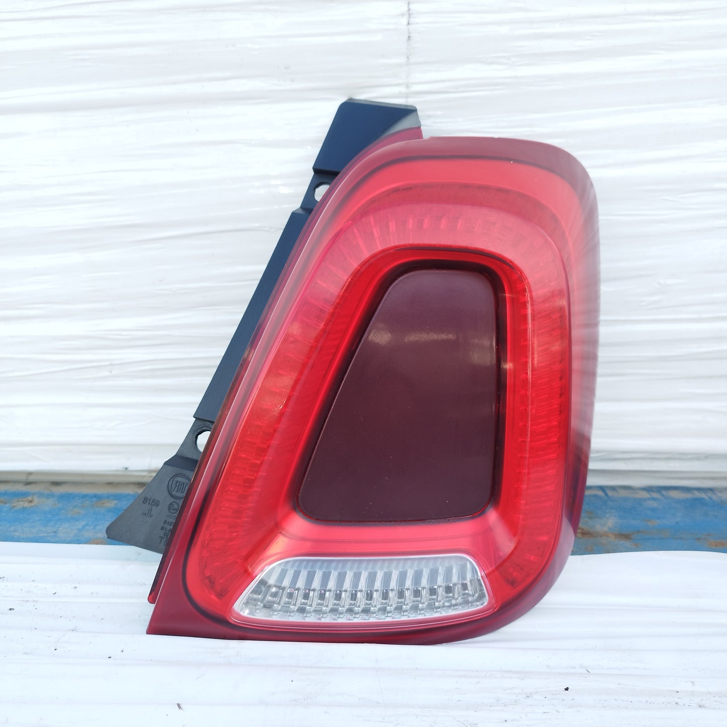 Fanale posteriore dx Fiat 500 2018 cod: 81598002 ecoDM136