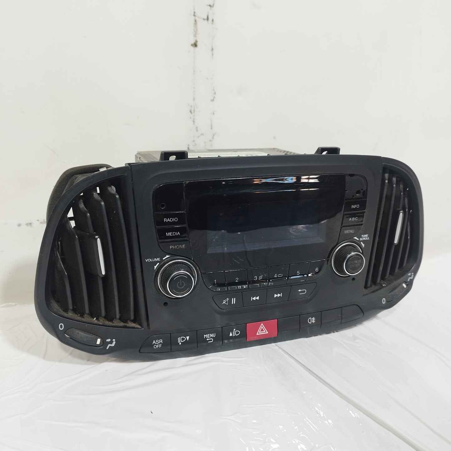 Autoradio con bocchette Fiat Doblo 2015-2021 cod: 07356299000 ecoAC14890