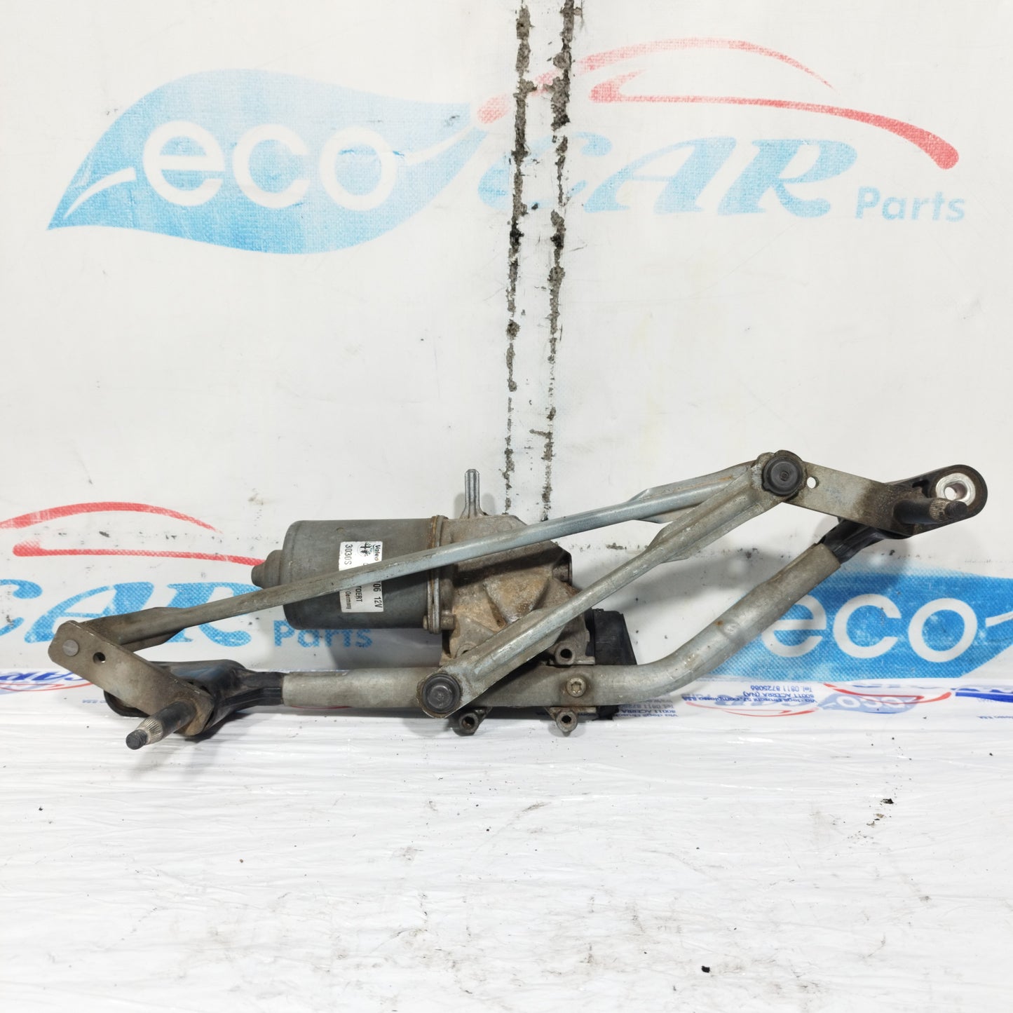 Front windshield wiper motor Alfa Romeo Mito 2010 Code: W09106 ecoAC10863