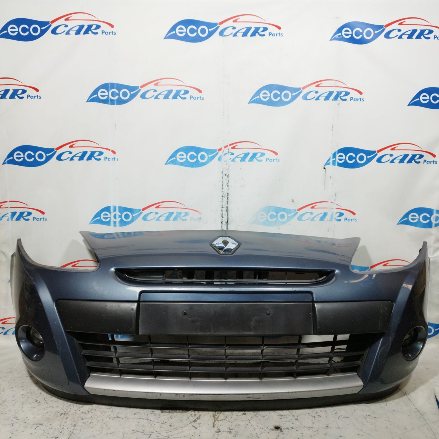 Dark grey front bumper Renault Clio 2010 ecoAC10357