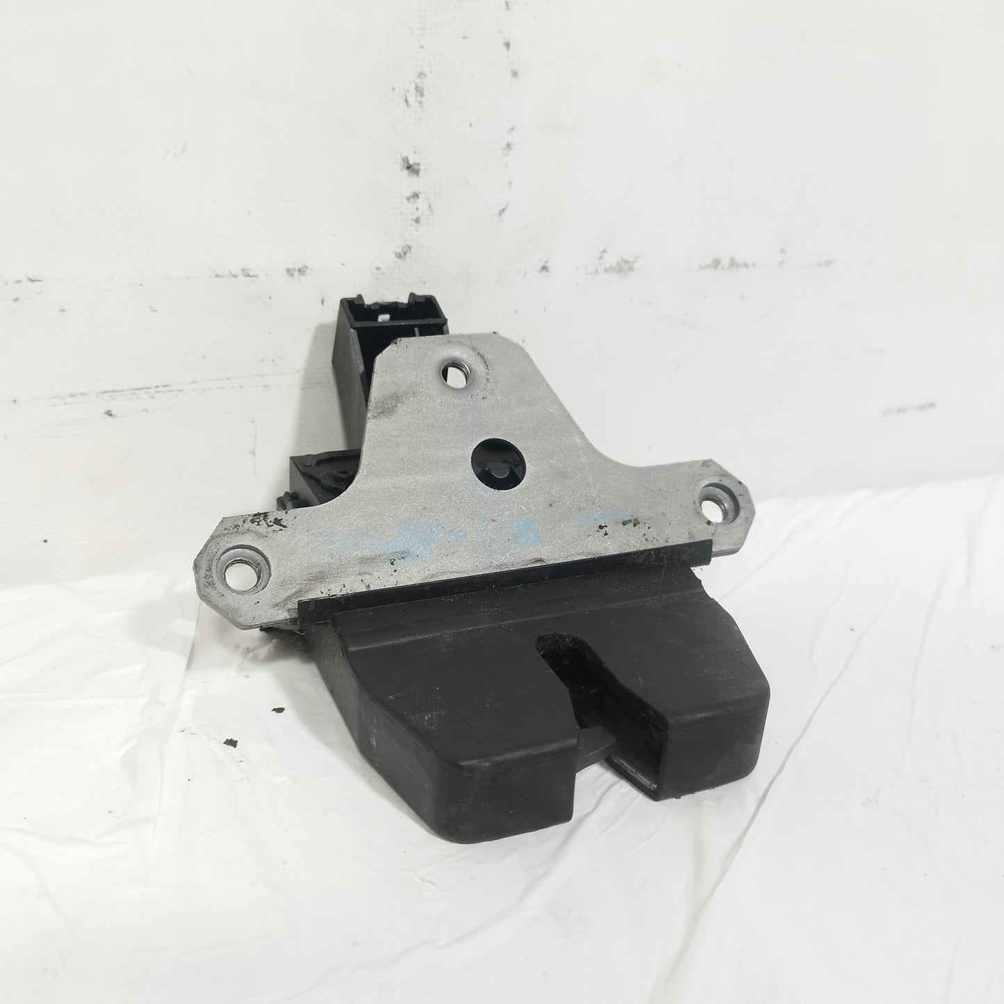 Serratura portellone Ford Kuga 2010 ecoAC14577