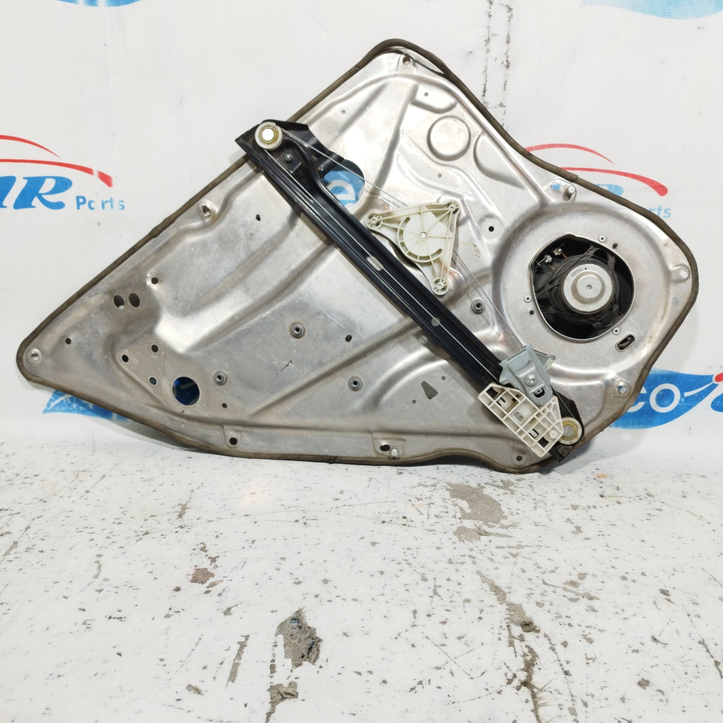 Rear right panel rack Mercedes C-Class 2009 code: A2048200542 ecoAC8810