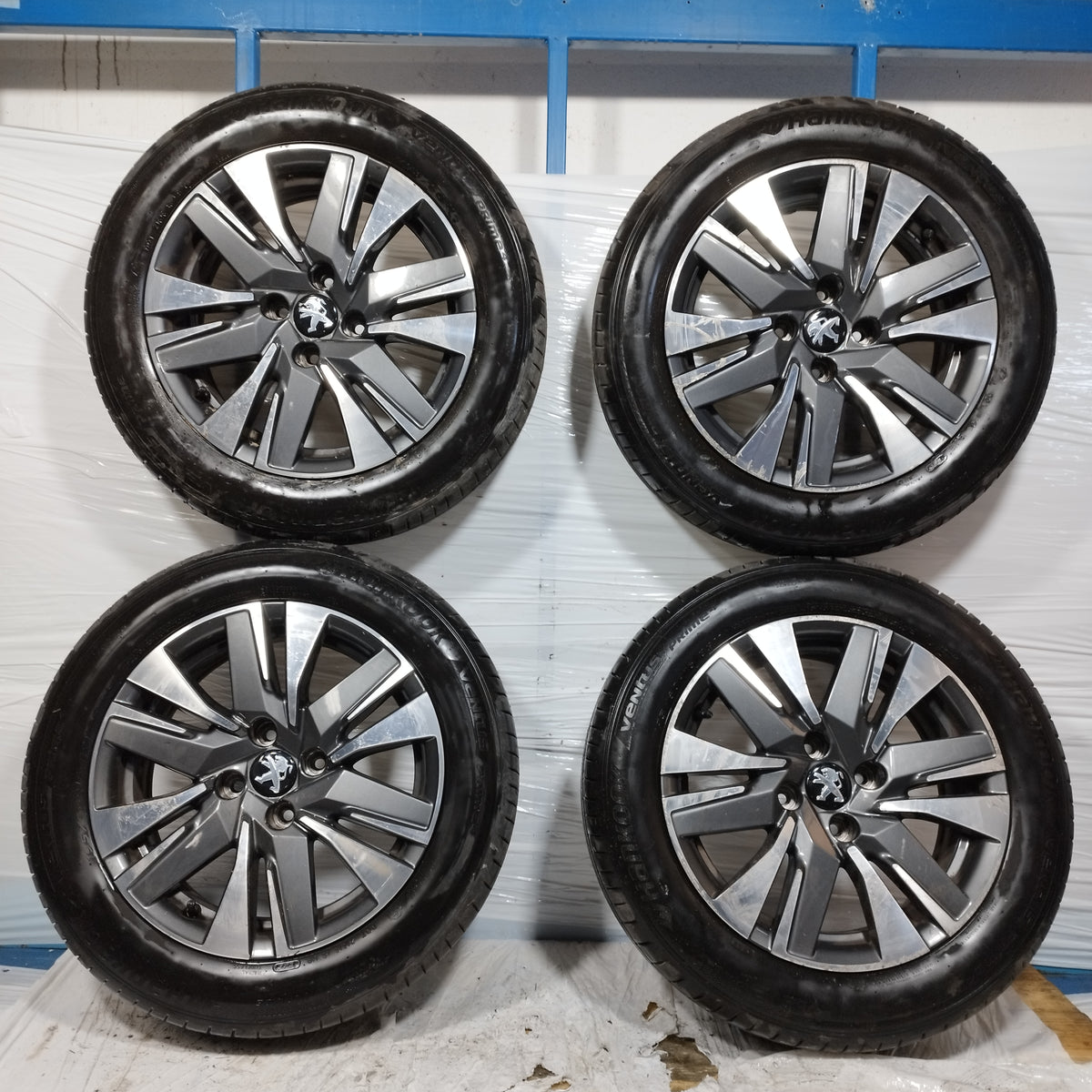 Cerchi in lega con gomme Peugeot 2008 I serie Restyling 2013-2019 ecoAC16911