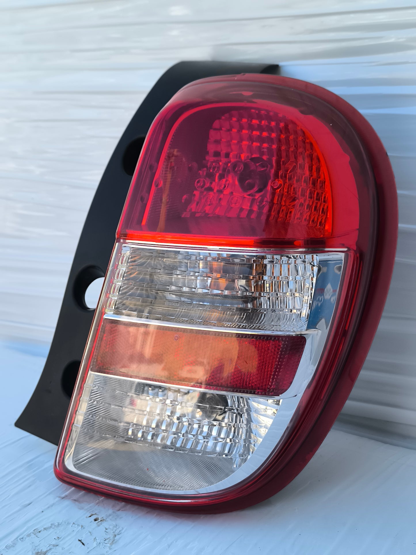 Fanale posteriore dx Nissan Micra k13 2010-2013 ecoAG8418