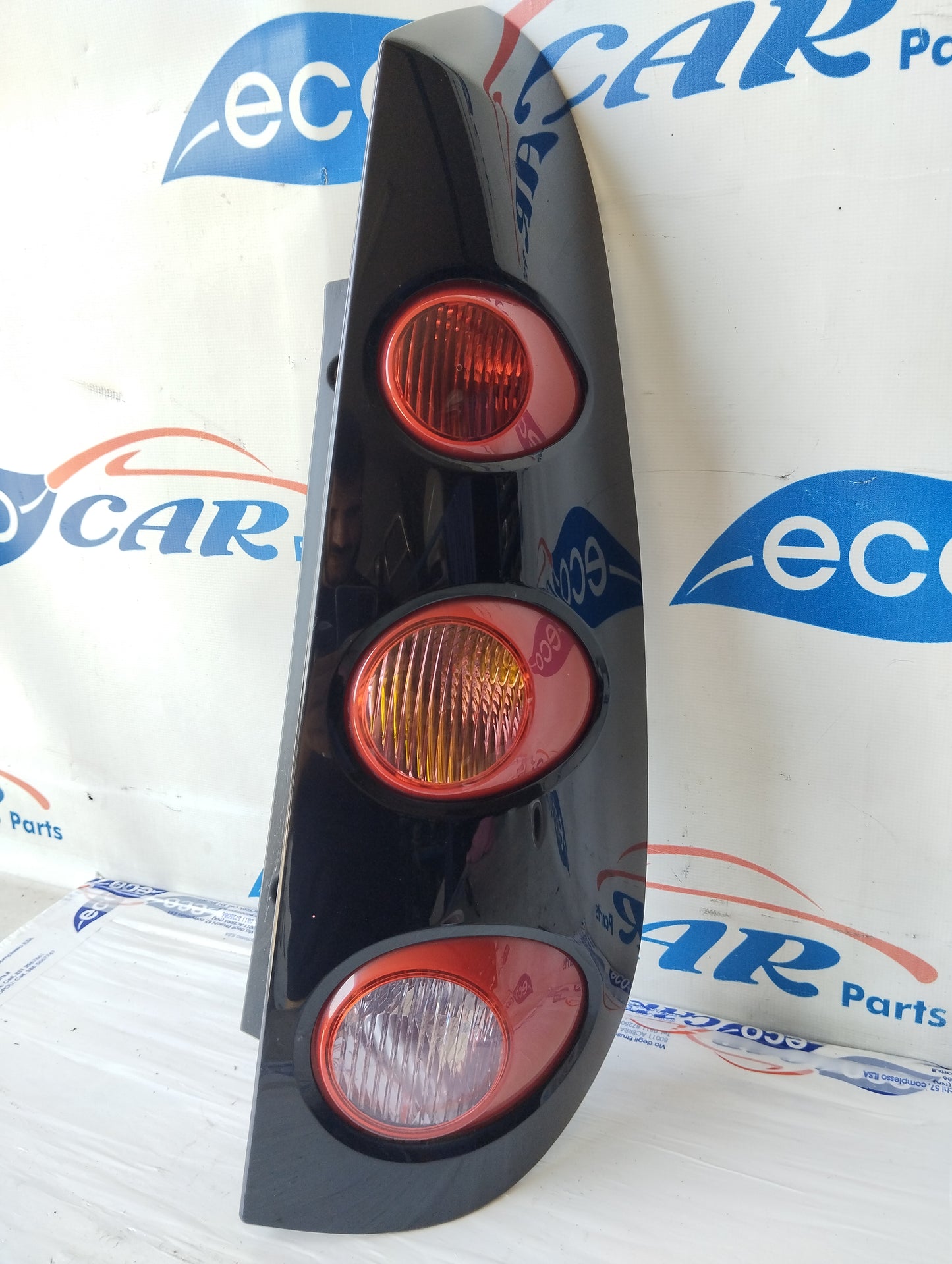 Rechtes Rücklicht Smart ForFour 2005 ecoAG5516