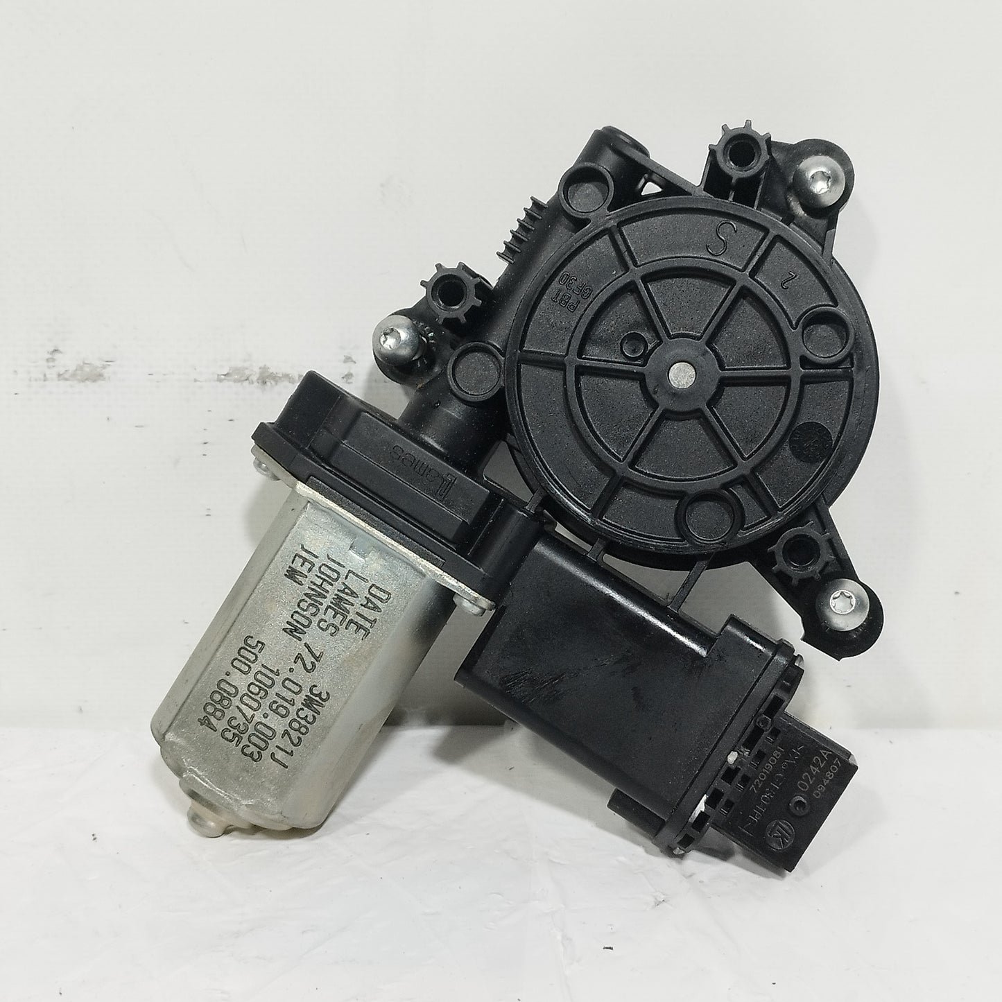 Motorino alzacristalli anteriore sx Alfa Romeo Giulietta 2015 cod: 1060735 ecoAC14692