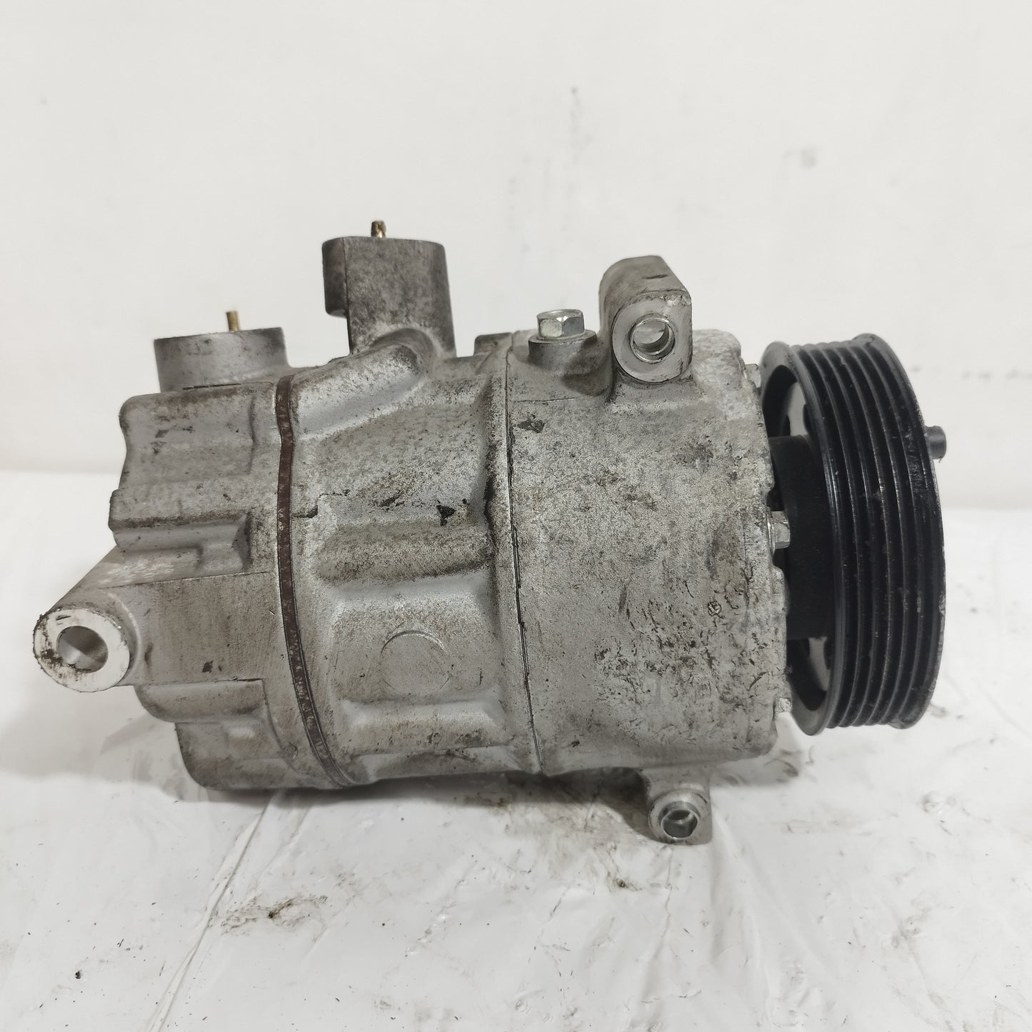 Compressore a / c Audi A4 B7 2.0 TDI 2004-2007 140CV cod: 1201149x ecoAC16193