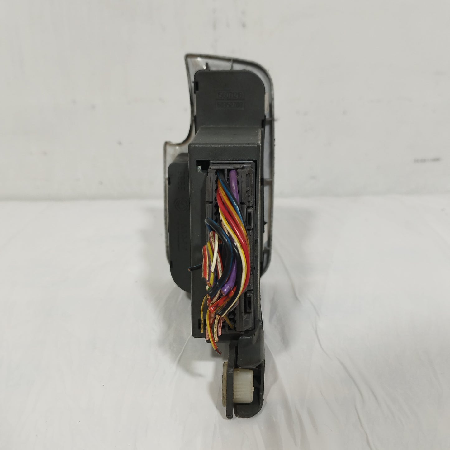 Pulsantiera anteriore sx Alfa Romeo 147 2006 Cod: 156071216 ecoAC10348