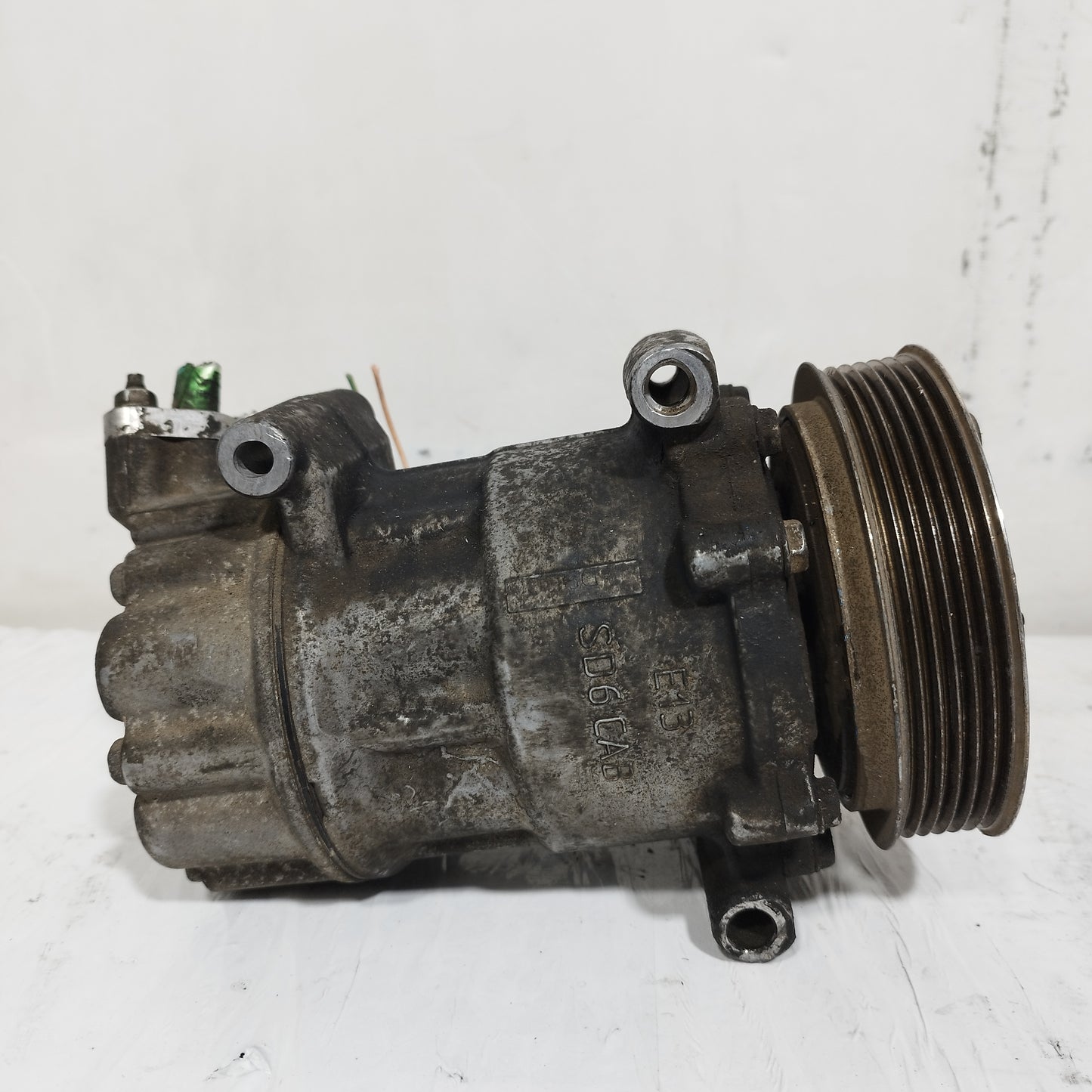 Compressore a / c Peugeot 207 1.6 HDI 2006-2012 2 pin cod: 9651910980 ecoAC15542