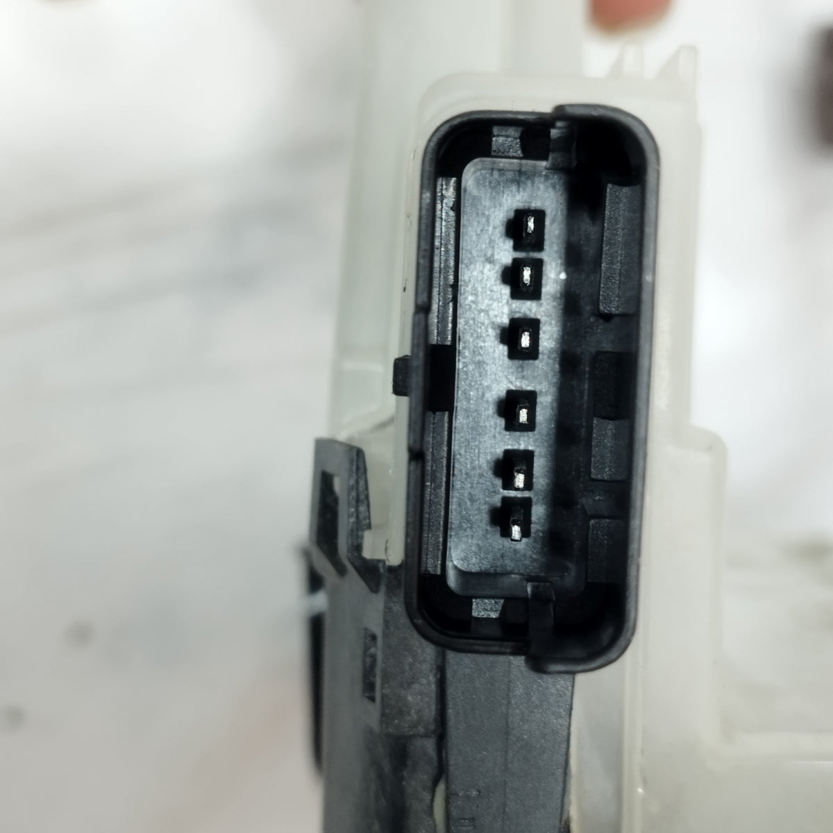 Serratura anteriore sx Citroen C3 III 2016-2024 cod: 16942935 ecoAC17489