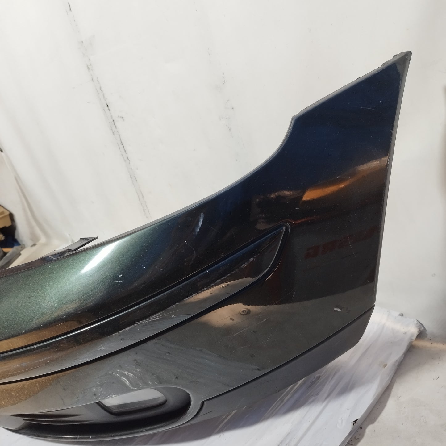Paraurti anteriore verde Volvo V50 2004-2007 cod: 30657005 ecoAC16402
