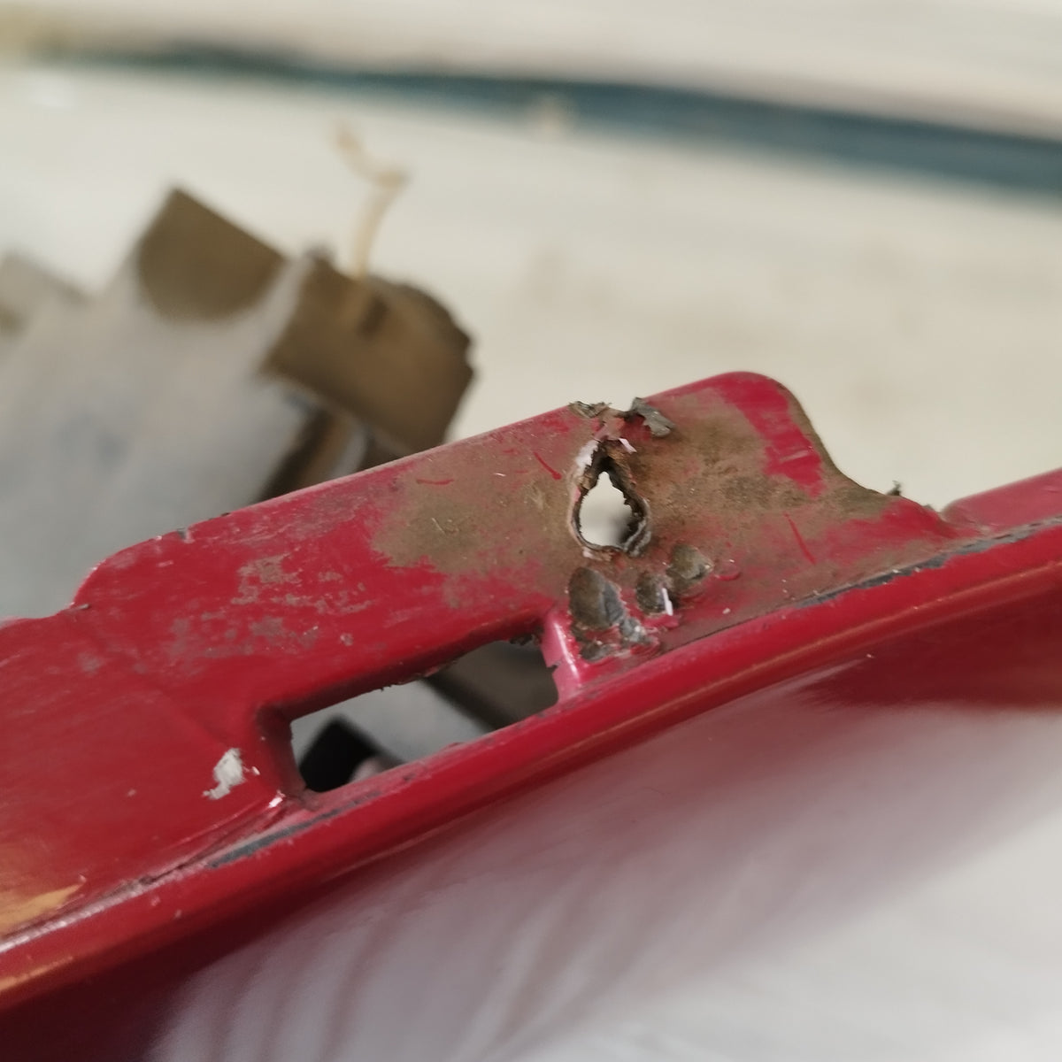 Paraurti anteriore rosso Fiat 500 (312) 2007-2015 ecoAC17639