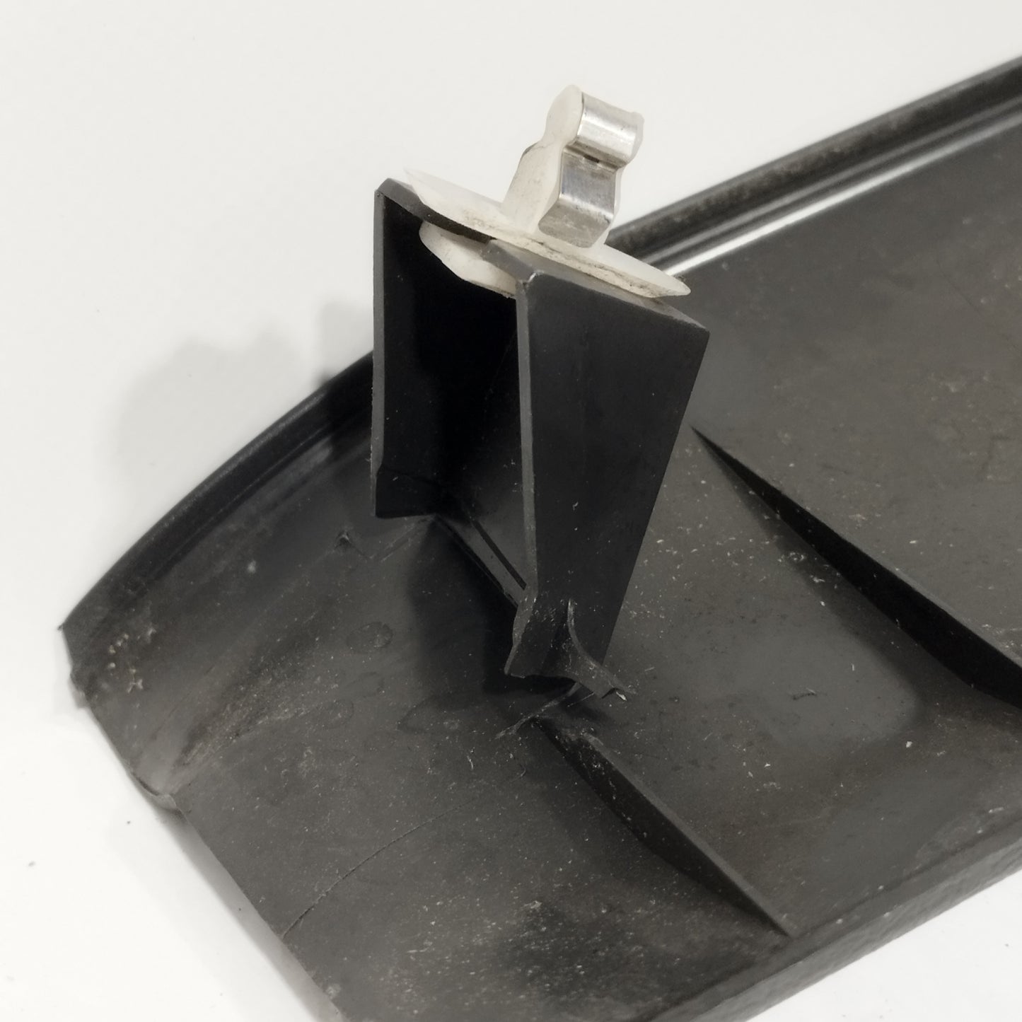 Battitacco posteriore sx nero Fiat Croma 2008 Cod: 735365236 ecoAC12162