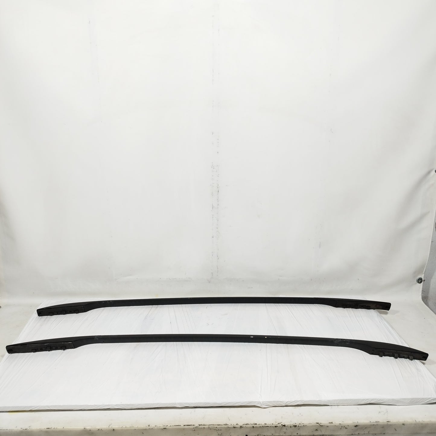 Black longitudinal bars Fiat Idea 2008 ecoAC2569