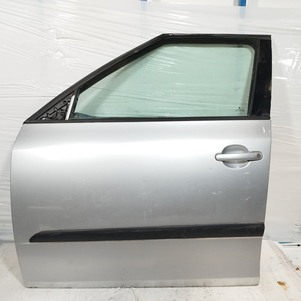 Sportello anteriore sx grigio Skoda Fabia II (5J) 2007-2014 ecoAC17082