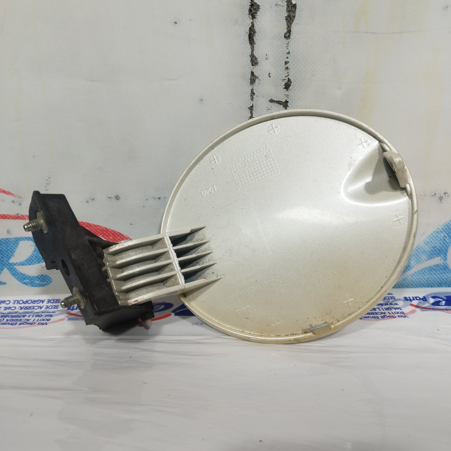 Fuel Door Pearl White Fiat 500 2010 ecoAC10951