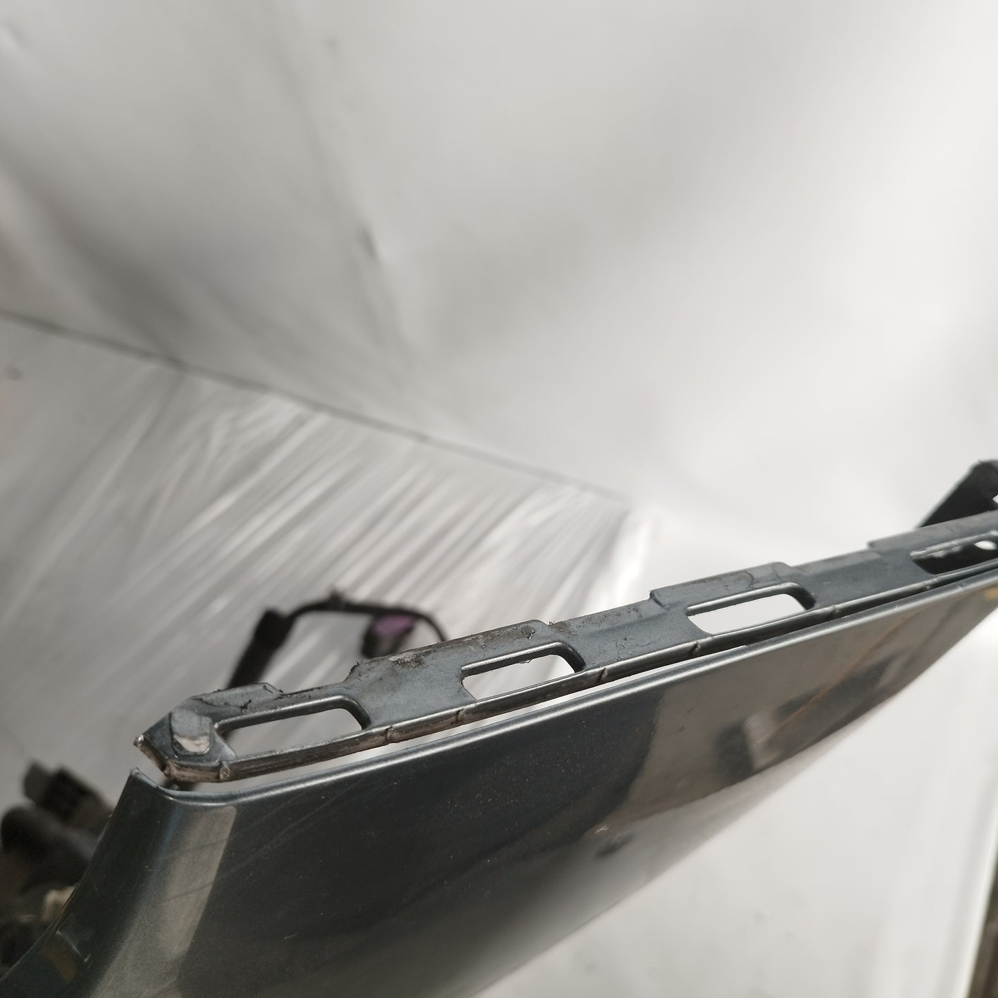 Frontstoßstange in Dunkelgrau für Opel Astra J 2010 ecoAC13079