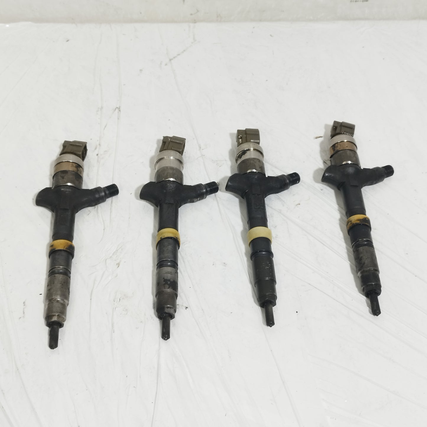 Iniettori DENSO Toyota Rav 4 2005 2.0 D cod: 23670-27030 ecoAC15914