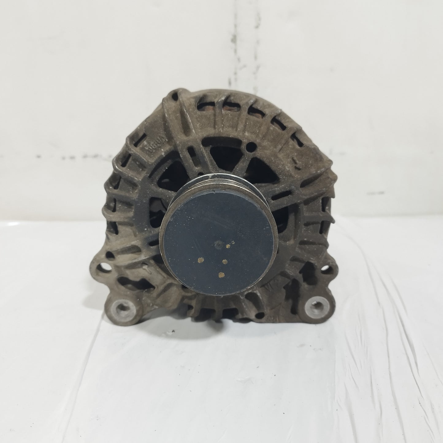 Alternatore Audi / Volkswagen Golf 6 2.0 TDI 2010 2 pin cod: 03L903023A ecoAC15329