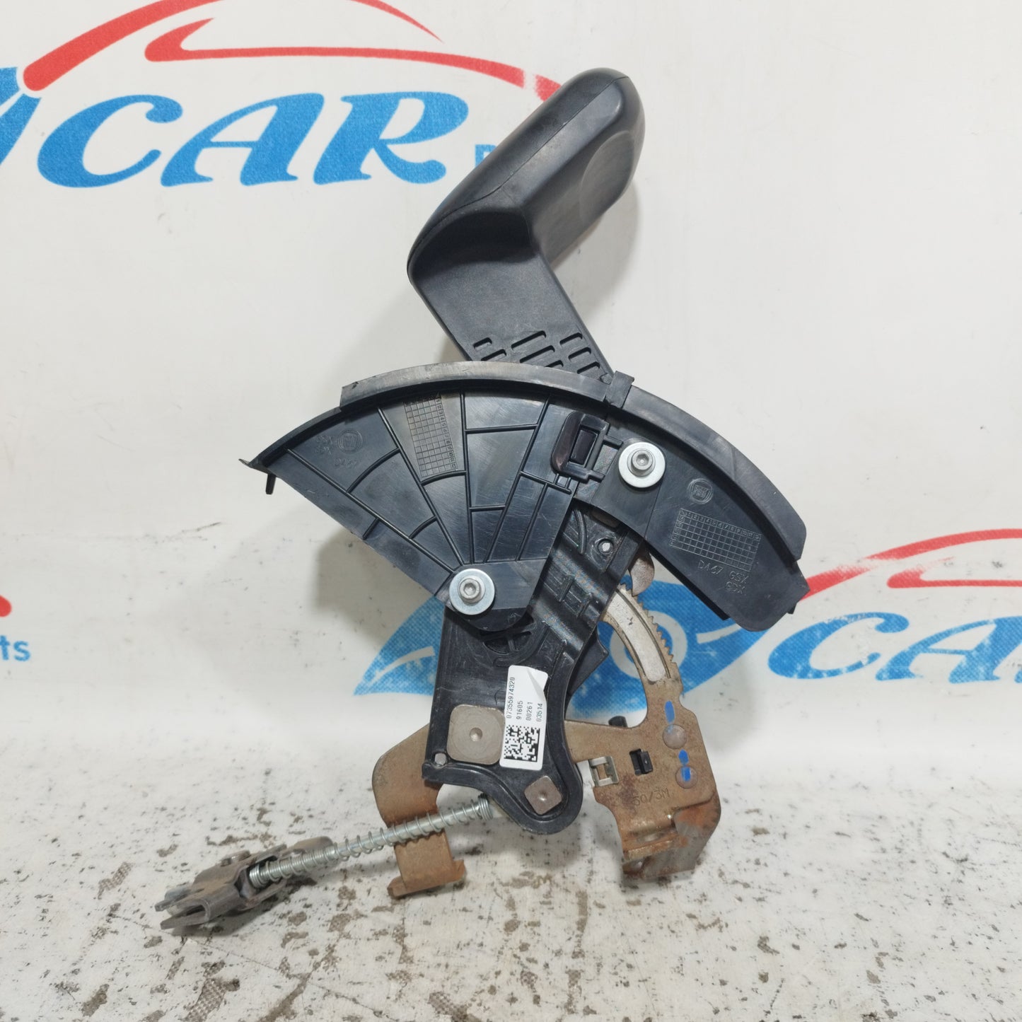 Handbrake lever Fiat 500L 2013 code: 07355974320 ecoAC9321