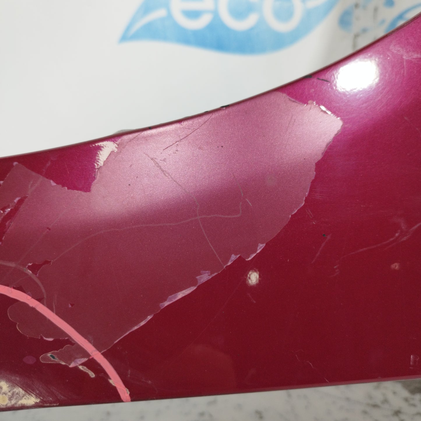 Front mudguard left burgundy Ford Fiesta 2010 ecoAC8689