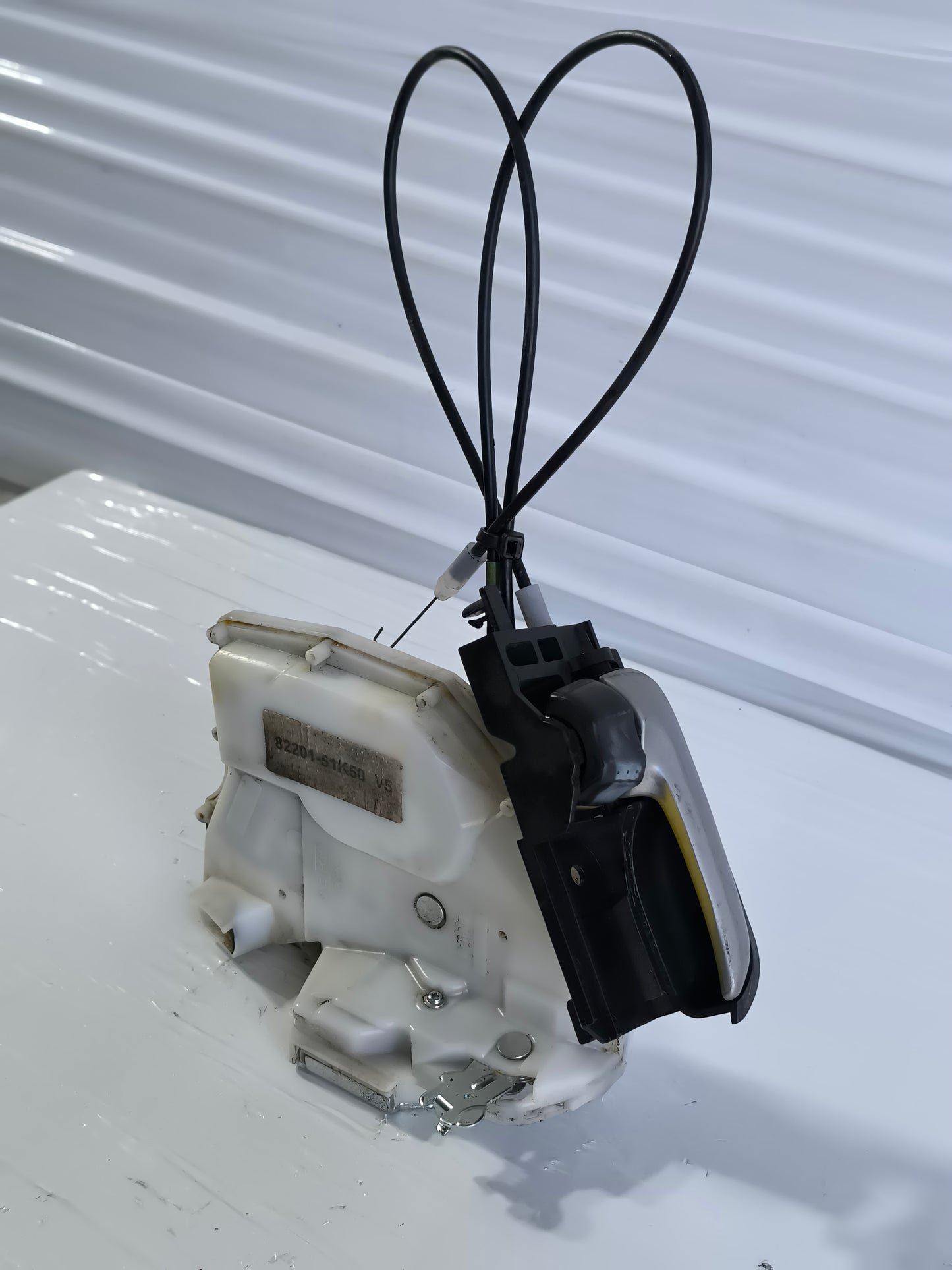 Serratura anteriore dx 7 pin Opel Agila B (H08) 2008-2015 cod: 82201-51k50 ecoAG8532
