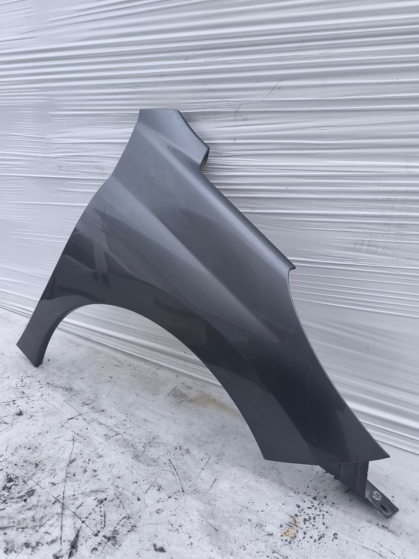 Parafango dx grigio scuro Peugeot 207 ecoAG8221
