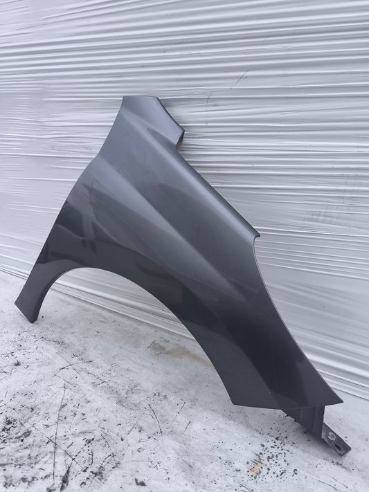Parafango dx grigio scuro Peugeot 207 ecoAG8221