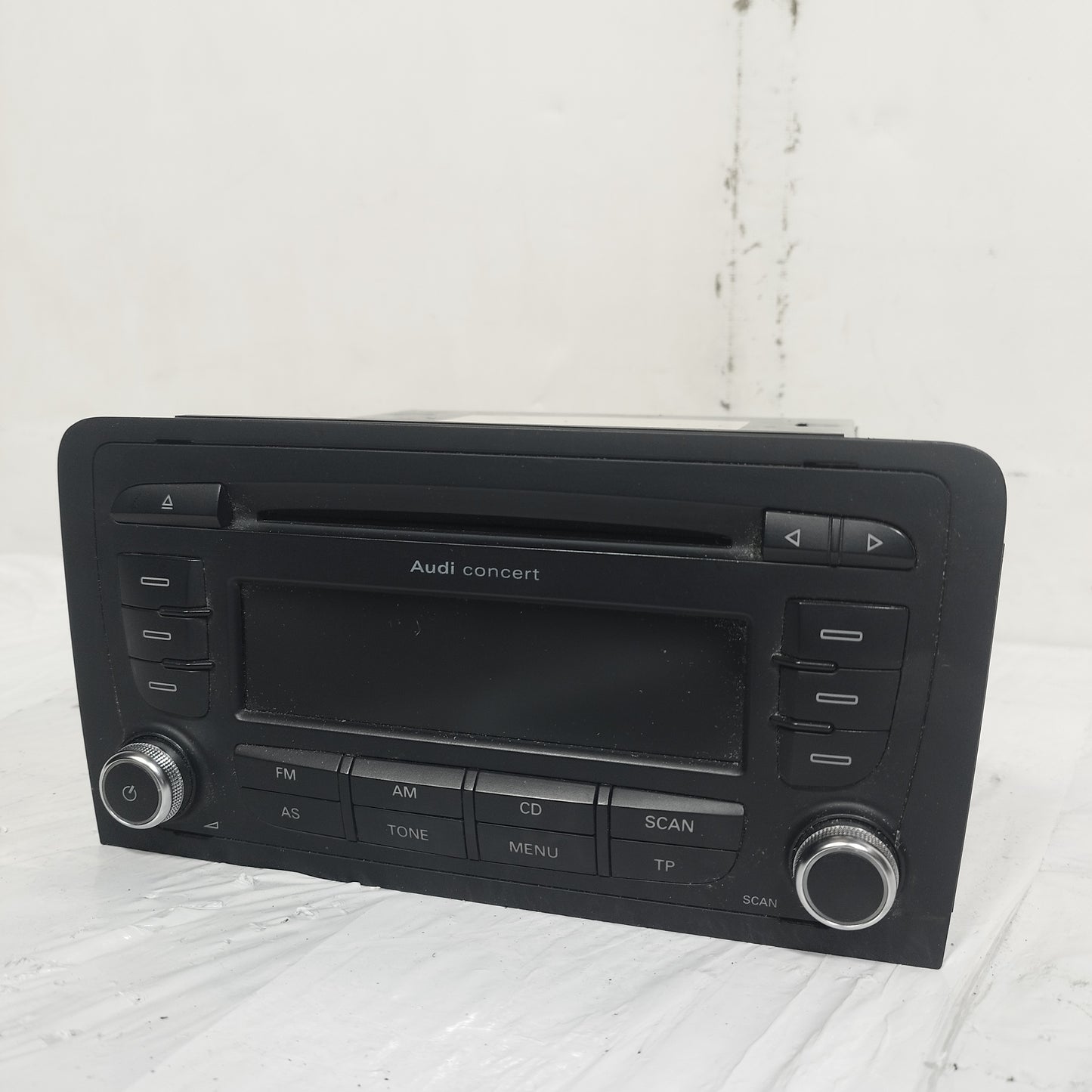 Autoradio Audi A3 (8P) Sportback (8PA) 2008-2012 cod: 8p0035186s ecoAC15265